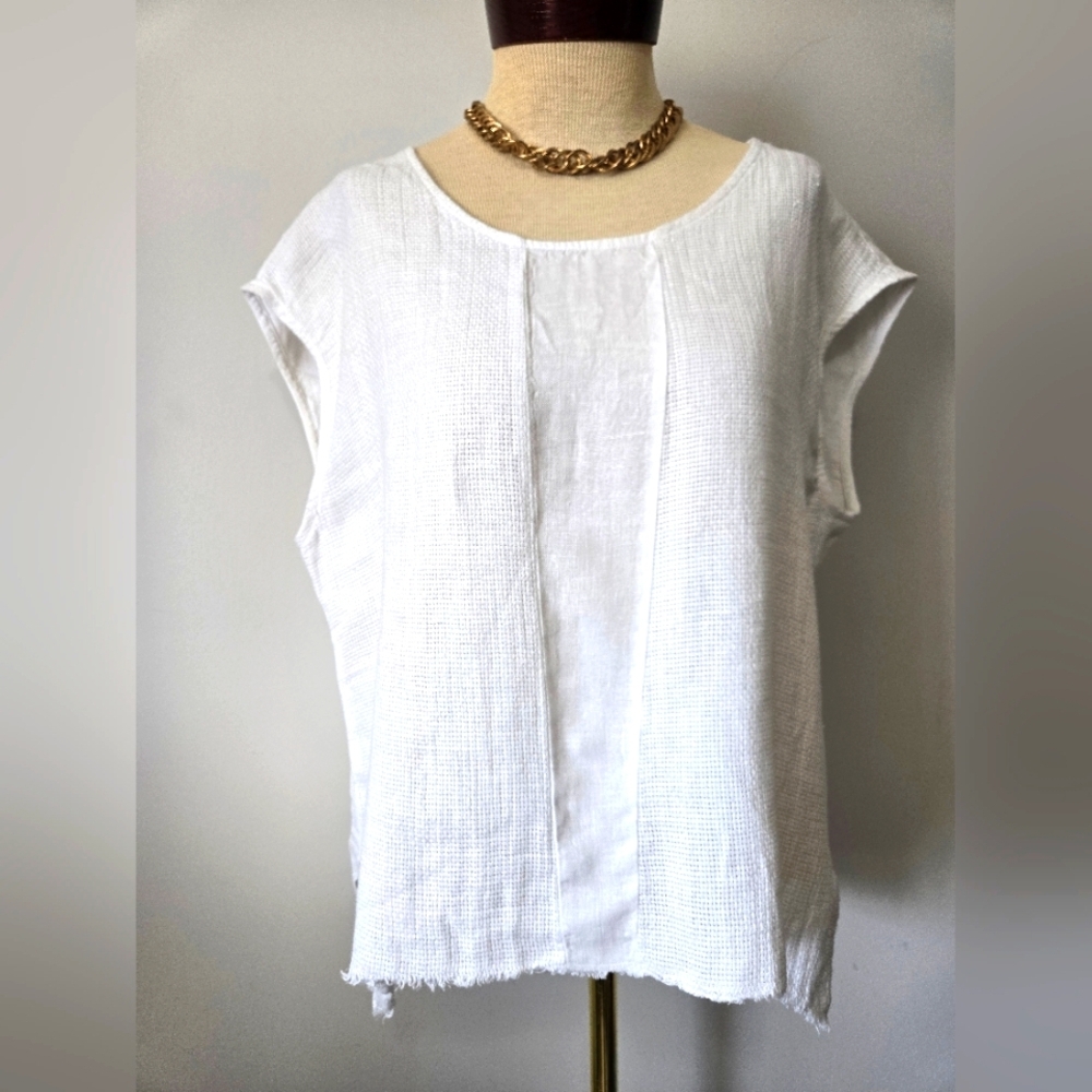 LOTUS EATERS 100% Linen Relaxed Fit Short Sleeve Top. Size Medium